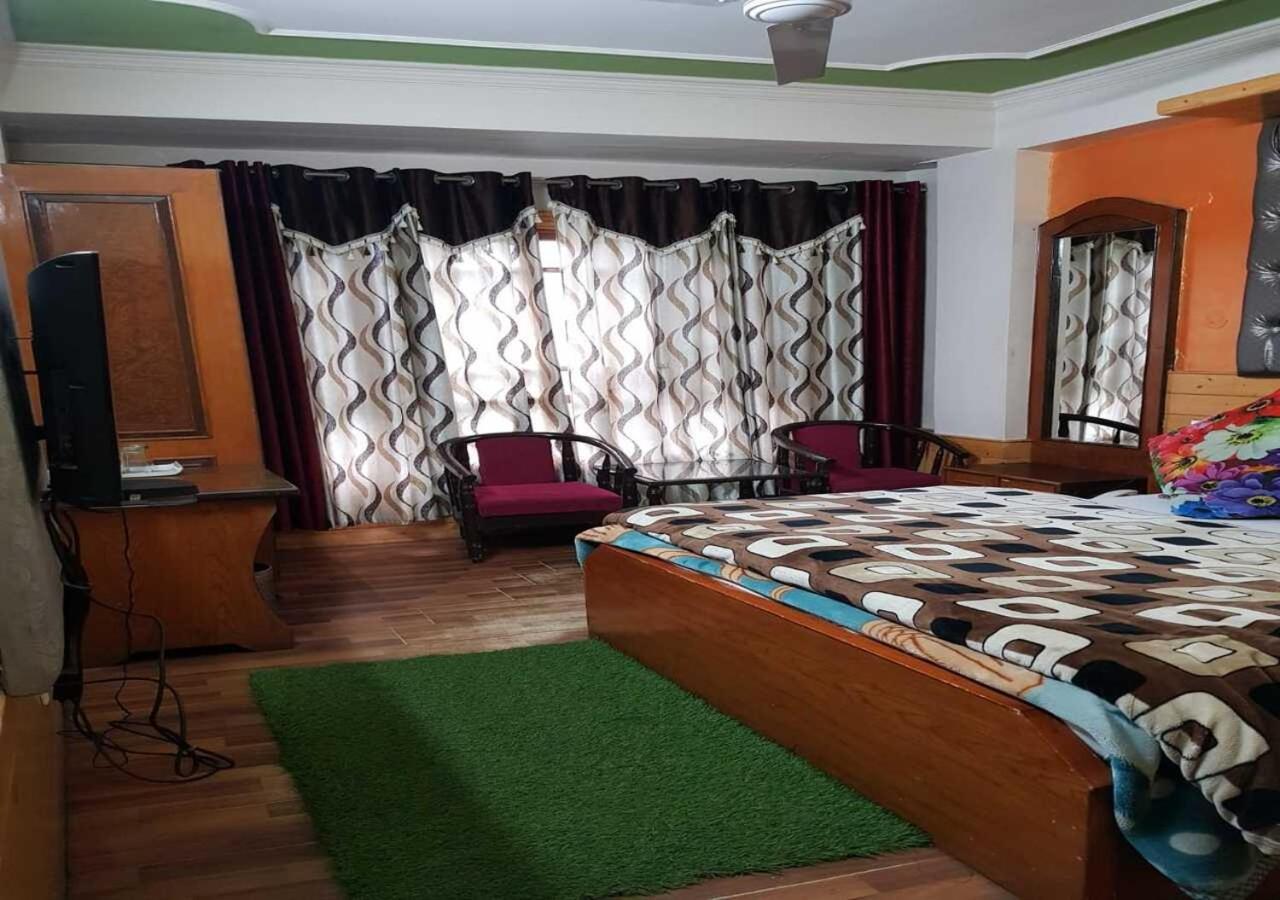 Hotel Apple Regency Shimla Exteriör bild