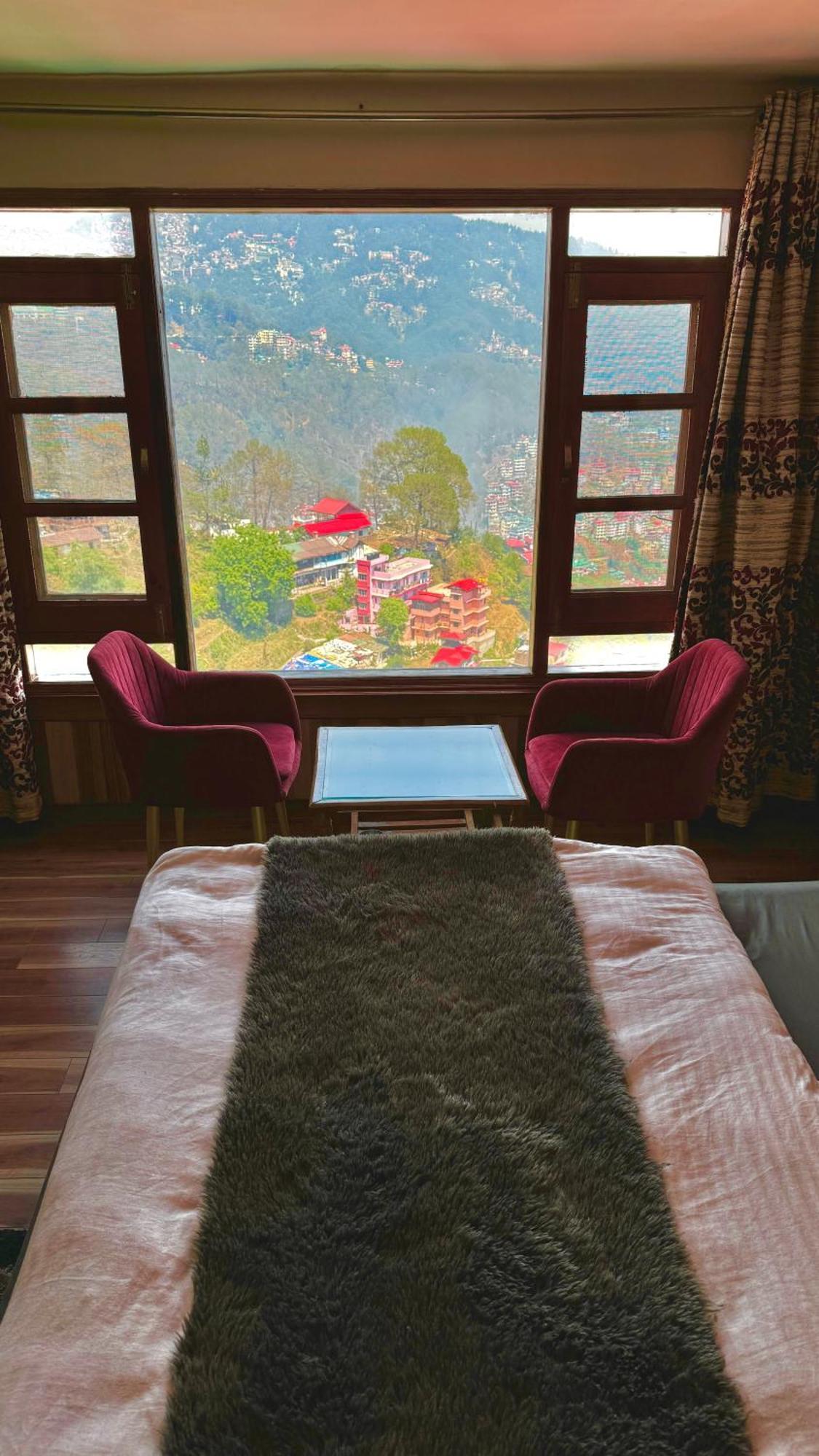 Hotel Apple Regency Shimla Exteriör bild